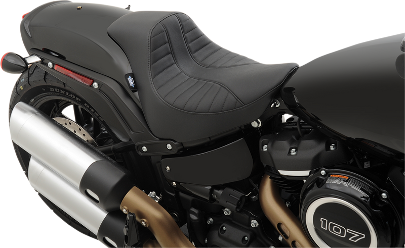 DRAG SPECIALTIES SEATS, Drag Specialties EZ-Solo Seat with Scorpion Stitch for FXFB/S 2018-2022 | Vinyl Comfort and Easy Installation