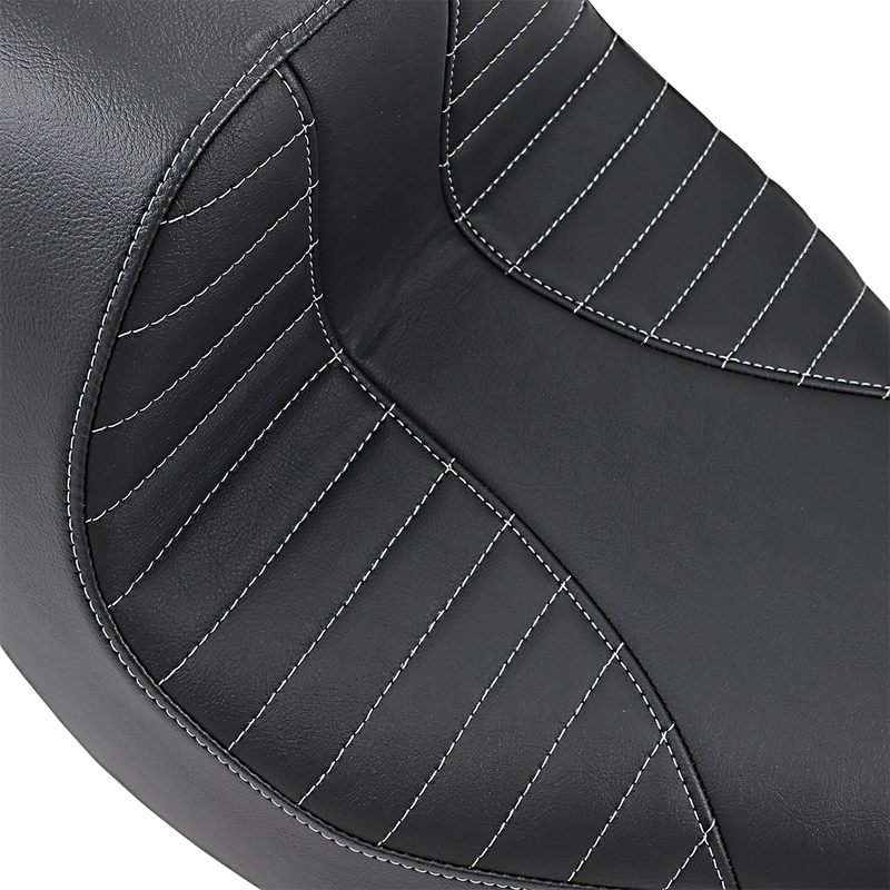 DRAG SPECIALTIES SEATS, DRAG SPECIALTIES SEATS EZ-Solo Seat with Scorpion Stitch - Silver Thread Vinyl for FLFB/S '18-'22 | Part 0802-1186