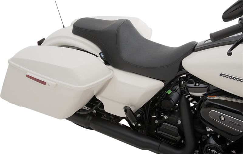 DRAG SPECIALTIES SEATS, Drag Specialties Seats Predator III Seat for Harley-Davidson FL 2008-2023 – Smooth Finish, Narrow Front Design