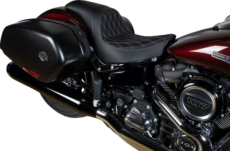 DRAG SPECIALTIES SEATS, DRAG SPECIALTIES SEATS Predator Double Diamond Vinyl Seat with Silver Stitching for Harley-Davidson FLSB/FXLR (2018-2023) Part #0802-1518