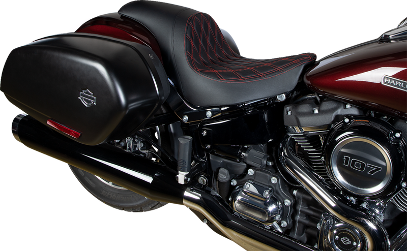 DRAG SPECIALTIES SEATS, DRAG SPECIALTIES SEATS Predator Seat with Double Diamond Vinyl and Red Stitching for Harley FLSB/FXLR '18-'23 (Part #0802-1519)