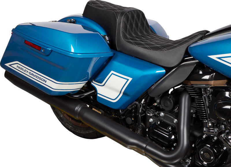 DRAG SPECIALTIES SEATS, DRAG SPECIALTIES SEATS Predator 1Up Seat with Vinyl Cover and Double Diamond Silver Stitch for Harley FLH 2008-2023, Part #08011489
