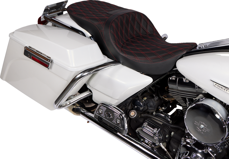 DRAG SPECIALTIES SEATS, DRAG SPECIALTIES SEATS Freedom Seat - Vinyl - Double Diamond Red Stitch for FLH 1997-2007 (Part #08011507-4676D)